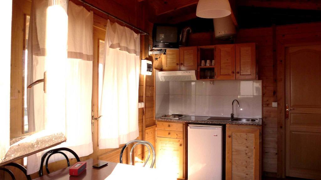 Camping Aín Jaca Habitación foto